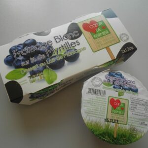 Fromage blanc sur lit de myrtille par 2