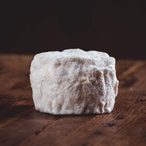 Crottin de chèvre demi-sec de la Chèvrerie Serry env 60g